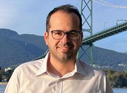 Dr. Ali Entezari